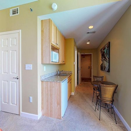 The Splash Resort And Condos West Panama City Beach Room photo