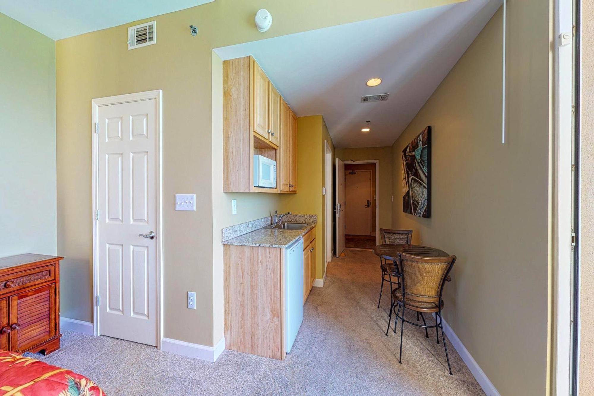The Splash Resort And Condos West Panama City Beach Room photo